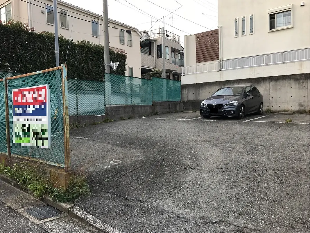 世田谷区奥沢１丁目　月極駐車場